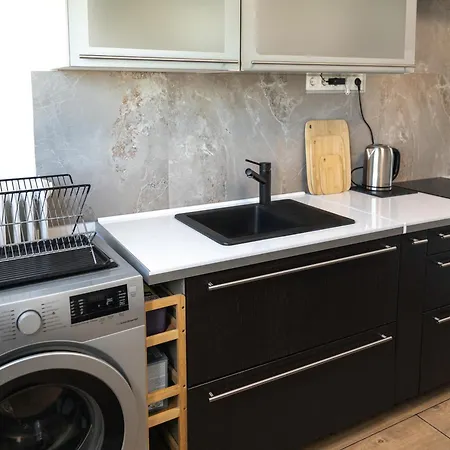 A Pied Apartman